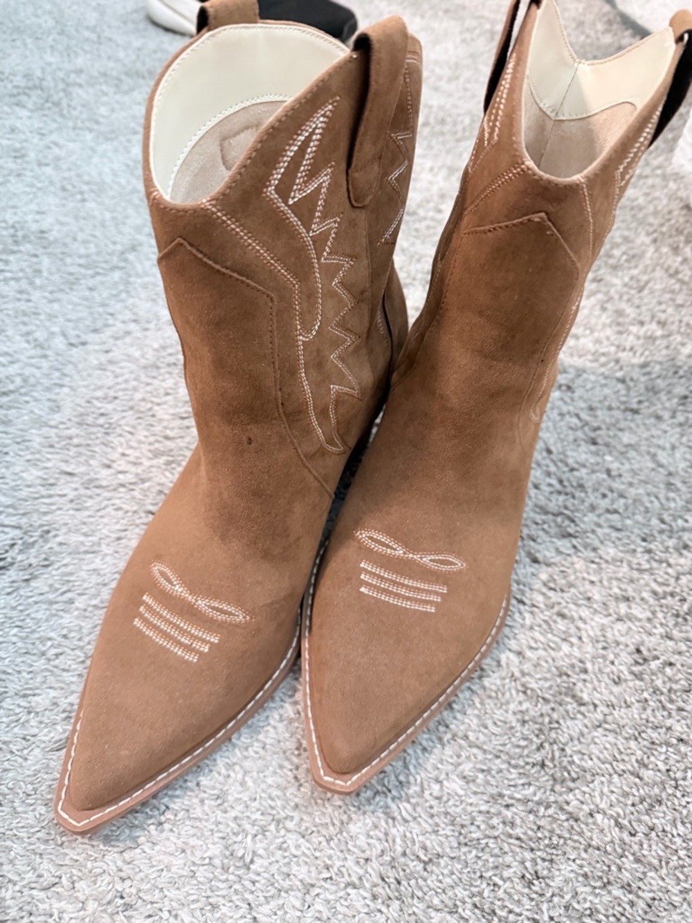 Pointed Toe Suede Western Ankle Boots - Chestnut Brown
